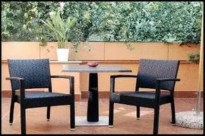 Alex Inn - Image 1