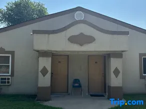 Budget Inn Of Melvindale - Image 4