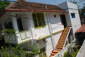 Church View Homestay - Image 4