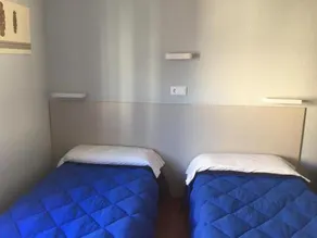 Hostal Rosales - Image 2