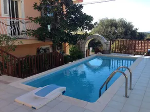 Oasis Apartments - Image 3