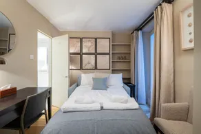 Deluxe Notting Hill Home by Hyde Park - Image 3
