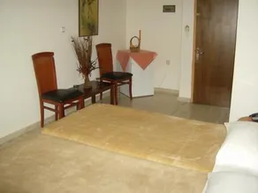 Cleopatra Hotel - Image 2