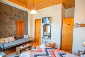 Guesthouse Gkoura - Image 3