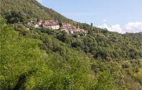 Holiday Home In Fabbriche Di Vallico - Image 3