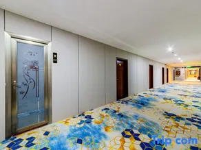 Tanjiang Hot Spring Hotel - Image 3