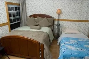 Jersey City Bed & Breakfast - Image 2