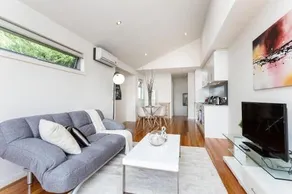 Complete Host Richmond Townhouse Collection - Image 5