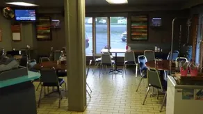 Chateau Guay Motel & Restaurant - Image 4