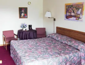 Country View Inn - Image 4