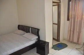 Yam Hotel - Image 5