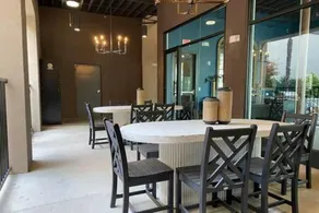 Couples downtown getaway, Medical District - Image 4