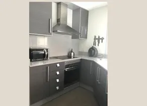 Stunning 2-bed Apartment in Pego - Image 5