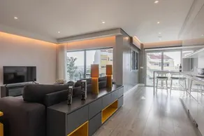 Modern & Charming Apartment W/Pool by LovelyStay - Image 2