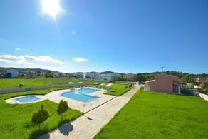 Megali Luxuries Apartments - Image 3
