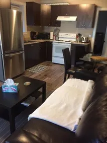 Secluded Private Entry Suite - Image 3