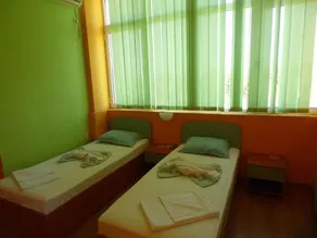 Hotel Amigos - Image 3