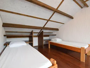 Spacious Holiday Home in Houffalize with Barbecue - Image 4