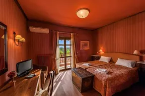 Rocabella Hellinikon Country Hotel - Image 2