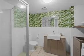 Lovely 1 Bedroom Studio in Bowen Hills - Image 4