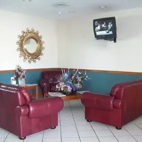 Astoria Inn Hotel - Image 4