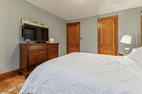 Charming Ann Arbor Retreat Near Dt & Attractions 3 Bedroom Home - Image 3