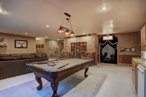Pine Forest Lodge - Image 5