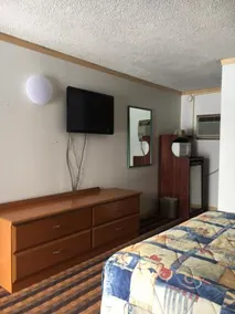 Budget Lodge - Image 5