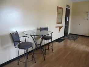 Athabasca Valley Inn & Suites - Image 2
