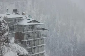 Hotel Snowflake - Image 4