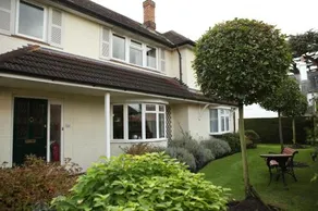 Glade End Guest House - Image 5