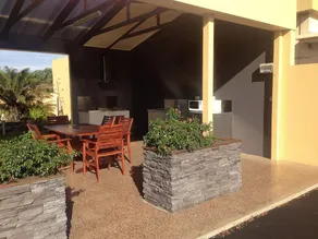 Unwind Mount Gambier Sophisticated Suite - Image 4