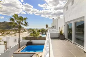 Villa Deluxe - Image 3