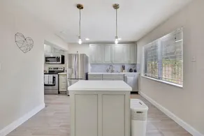 Pompano Beach Bungalow for 5 - Image 2