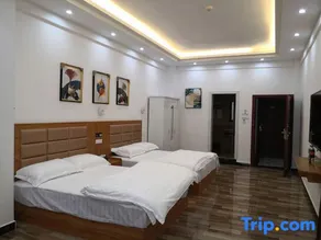 Longxin Business Hotel - Image 4