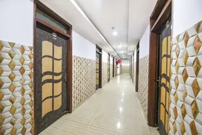 FabHotel Black Stone Palace - Image 2