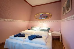 West End Apartment - Image 2
