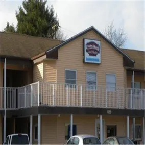 Country Hearth Inn & Suites Delmar - Image 1