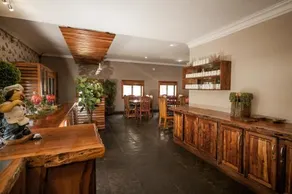 Ivory Tusk Lodge - Image 2