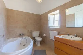 Is'siejna Pool & Spa Villa + Cottage - Image 4