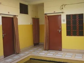 Shiva Kashi Guest House - Image 5