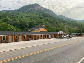 The Carter Lodge On The River - Image 2