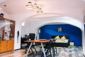 Design Loft - Image 4