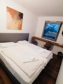 Ibis Budget Dessau Ost - Image 2
