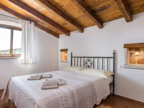 Elegant Villa In Istria With Outdoor Pool - Image 2