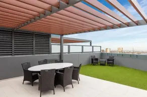 Meriton Suites Carter Street, Lidcombe - Image 3