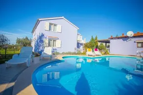 Apartment Complex Valtura mit Pool - Image 4