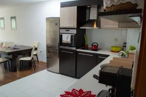 Central Apartment Mountain View - Image 5
