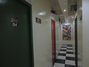 Deck Hostel - Image 5