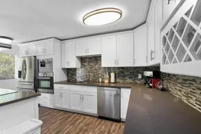 Epicurean remodel in central location - Image 5
